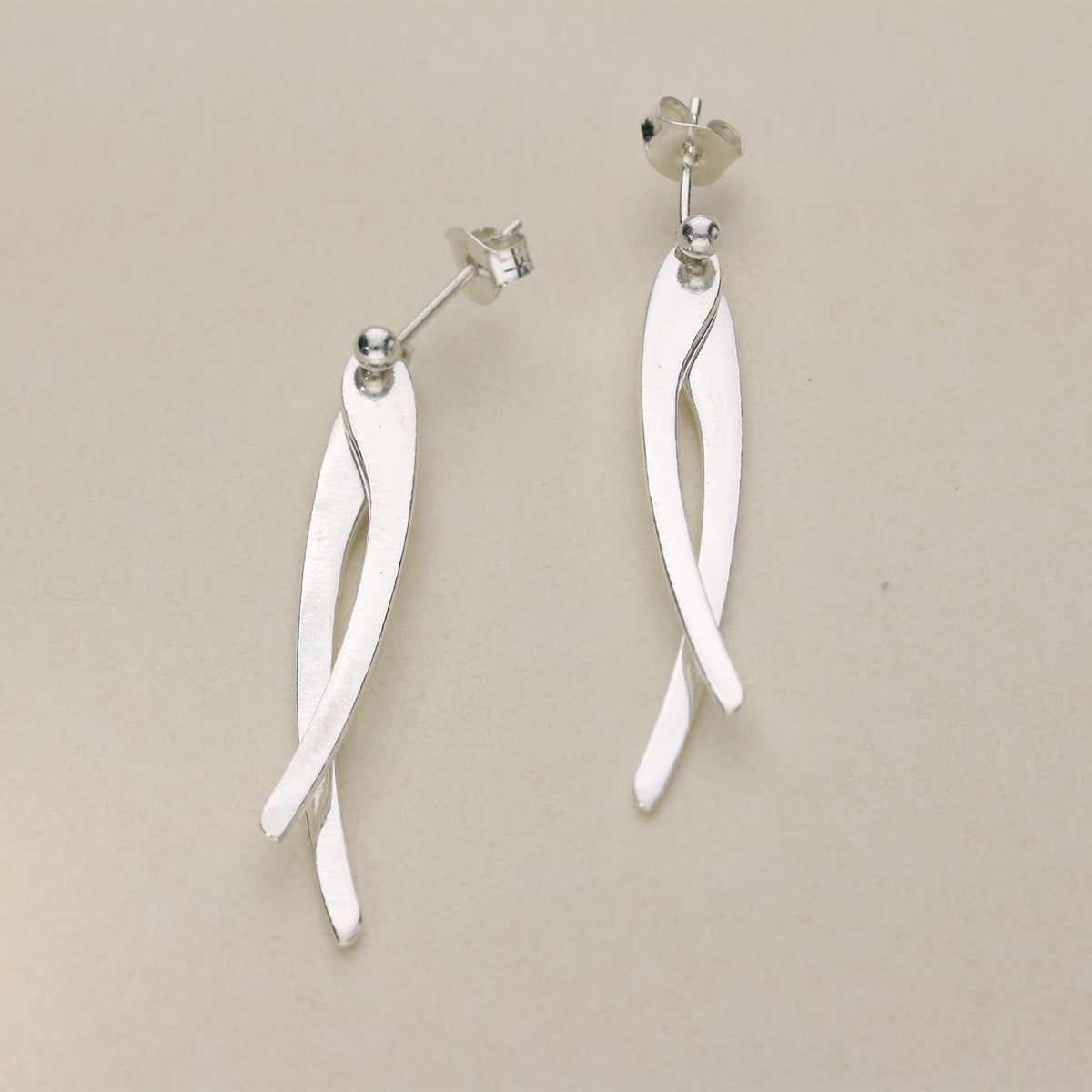 Sterling Silver Drop Earrings JDE44