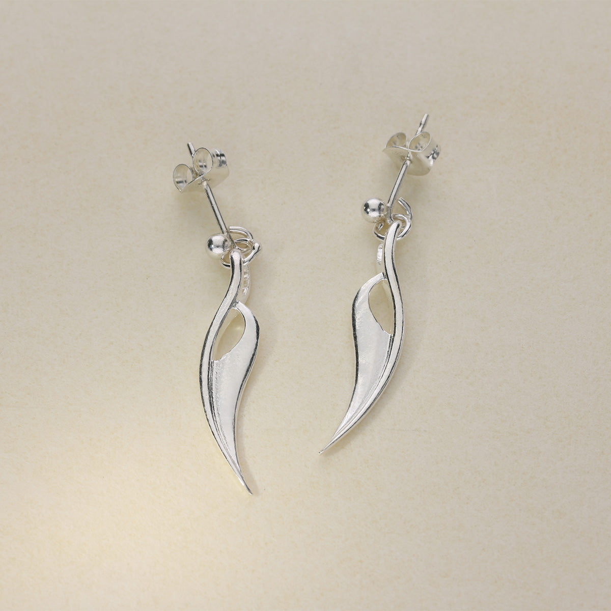 Sterling Silver Drop Earrings JDE34