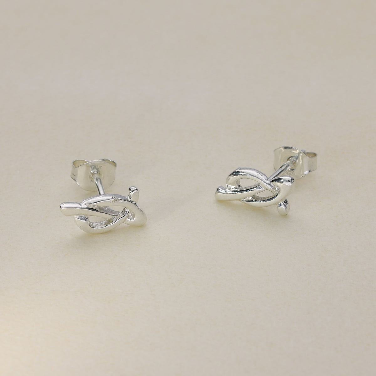 Sterling Silver Stud Earrings JDE39