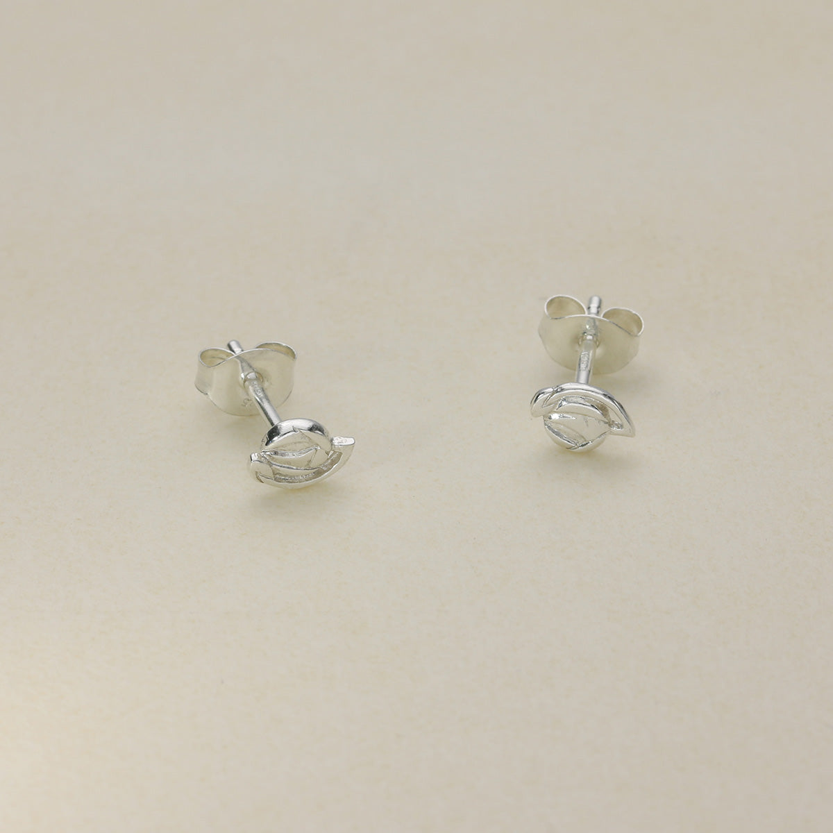 Sterling Silver Stud Earrings JDE14