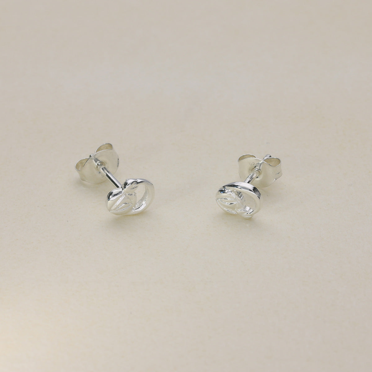 Sterling Silver Stud Earrings JDE21