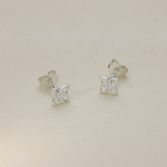 Sterling Silver Stud Earrings JDE22