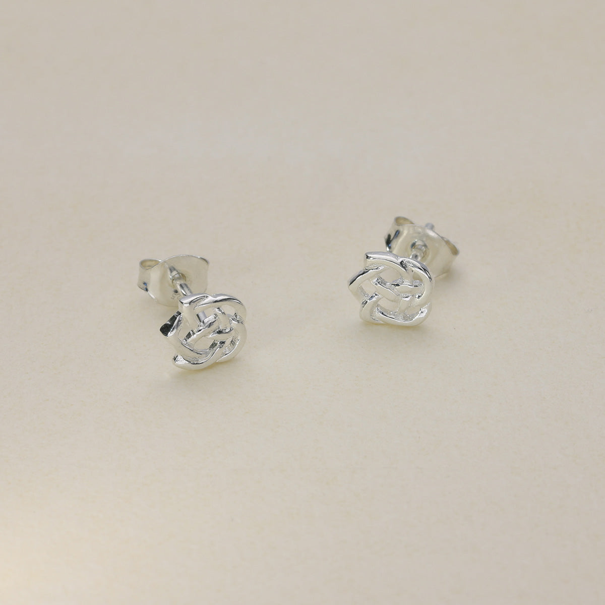 Sterling Silver Stud Earrings JDE24
